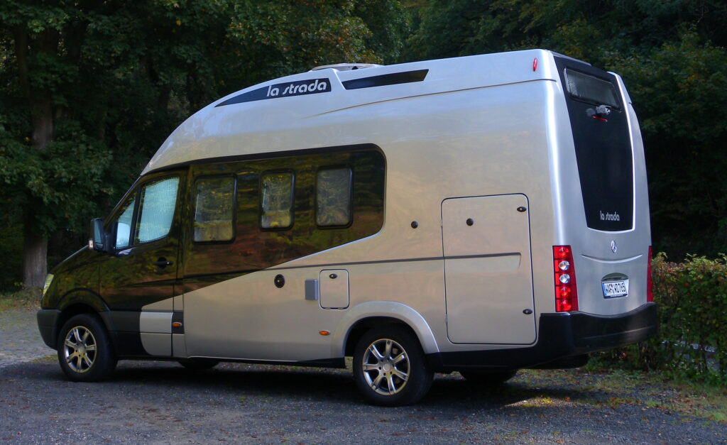 wohnmobil-lastrada-seite-links